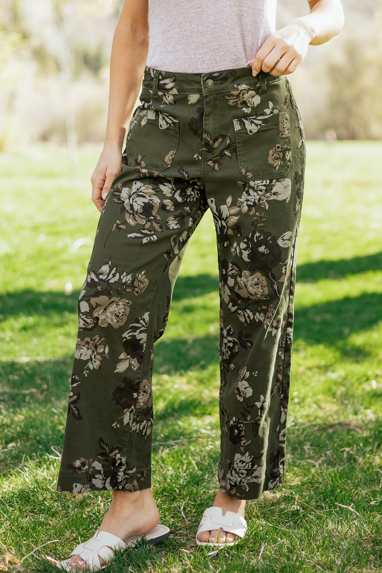 Green Vintage Floral Print Square Patch Pocket Raw Hem Shift Jeans